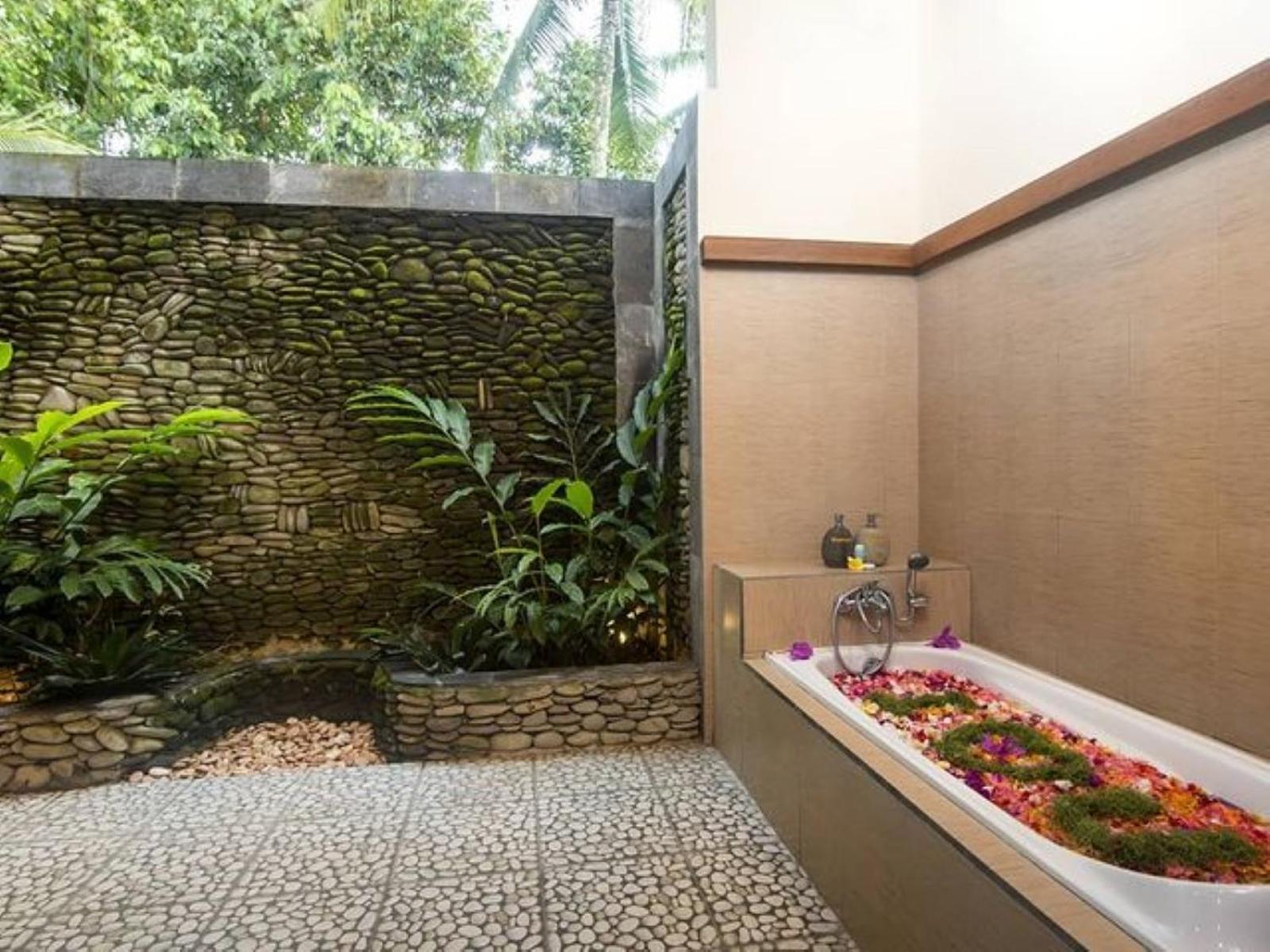 Intan Villa & Suite Ubud Exterior photo